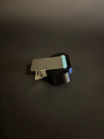 Clip-On Mount for USB-Powered Lamps